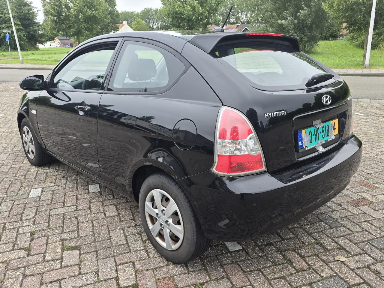 Hyundai Accent 1.4i Dynamic [12 maanden apk en een onderhoudsbeurt]