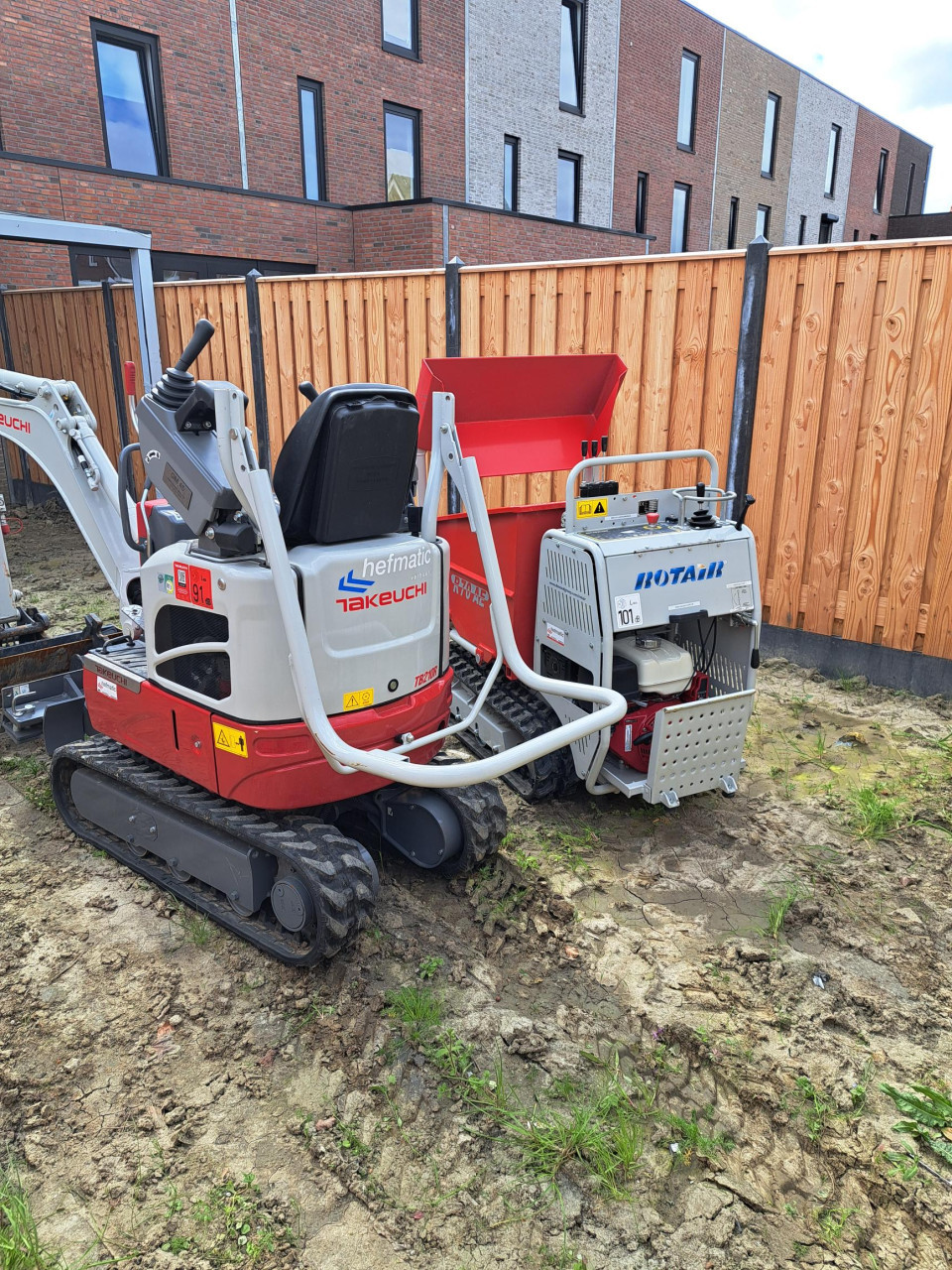 Tuin aanleggen? Hefmatic verhuur bellen!