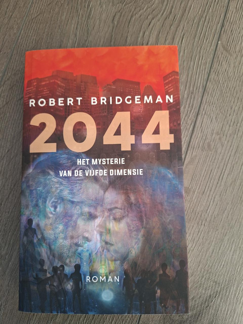 Nieuw boek 2044 Robert Bridgeman