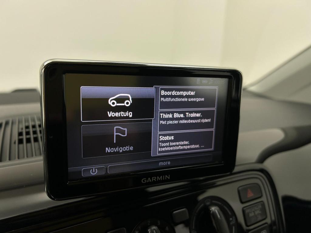 Volkswagen UP! occasion 1.0 move up! bluemotion | blauw | tweedehands volks