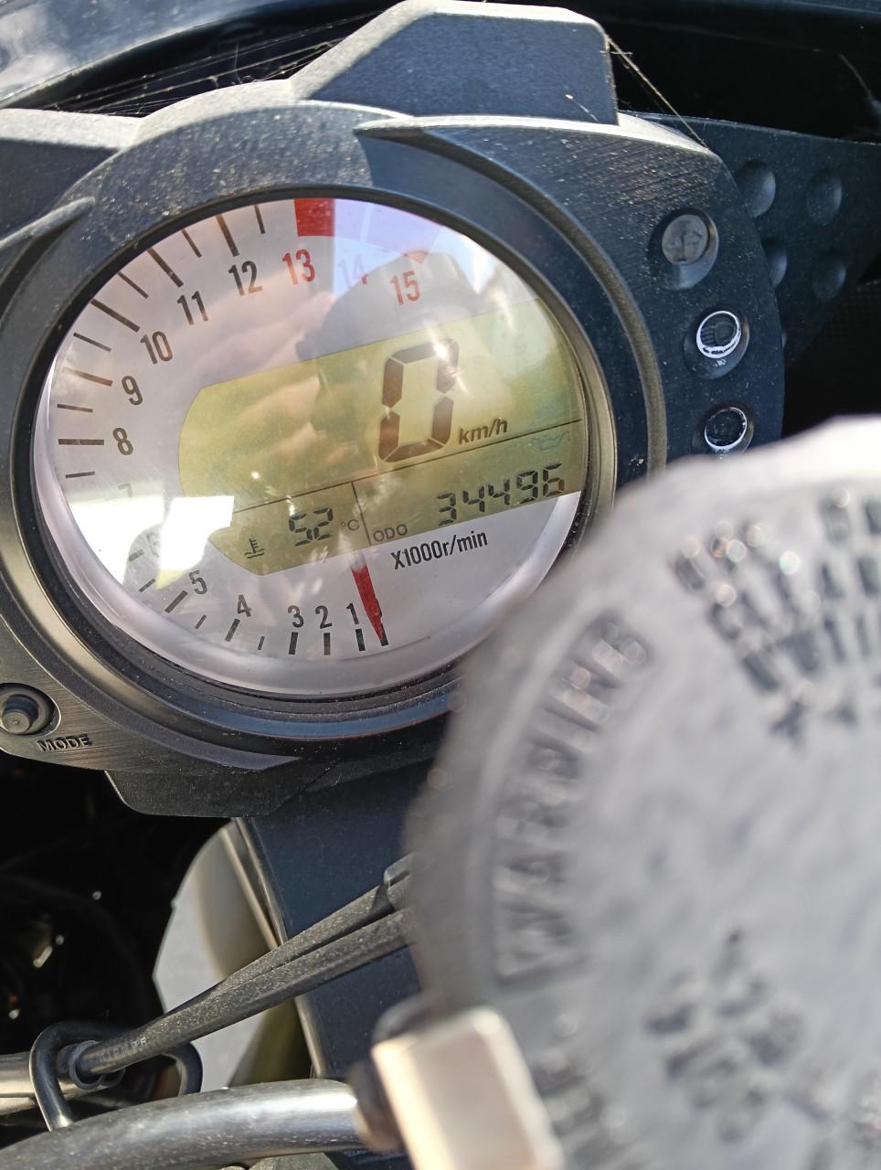 Te koop aangeboden, goed onderhouden Kawasaki zx10r 174pk