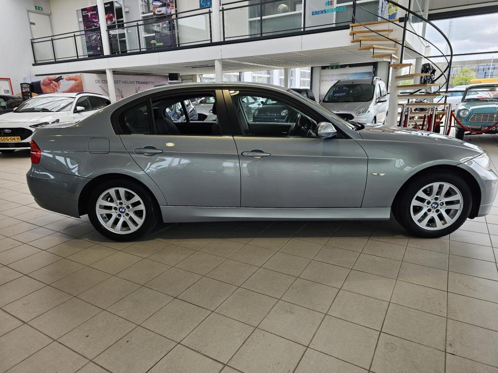BMW 3-serie 318i business line