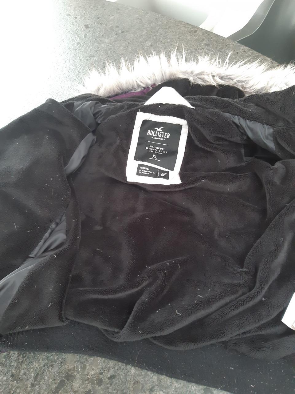 Winter jas winterjas hollister als nieuw XL 44 46 paars dons bont jas