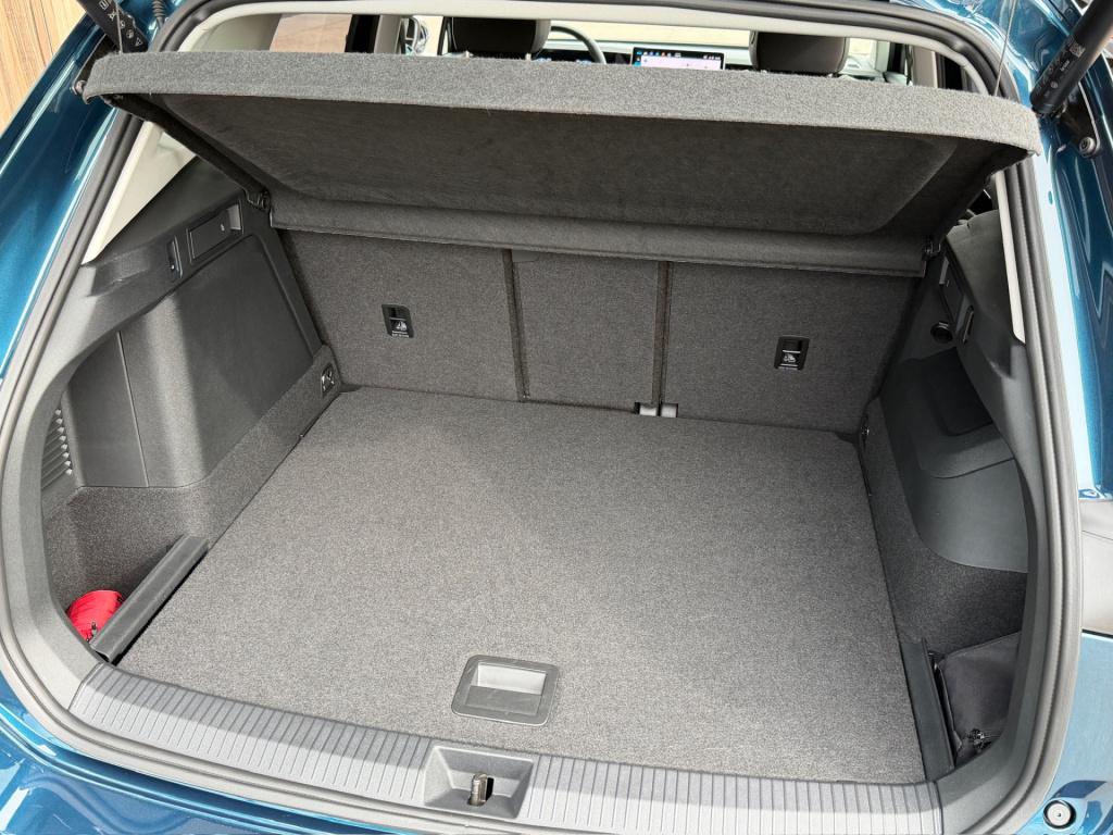 Volkswagen Tiguan 1.5 ehybrid elegance 204pk | trekhaak | 360 camera | dode