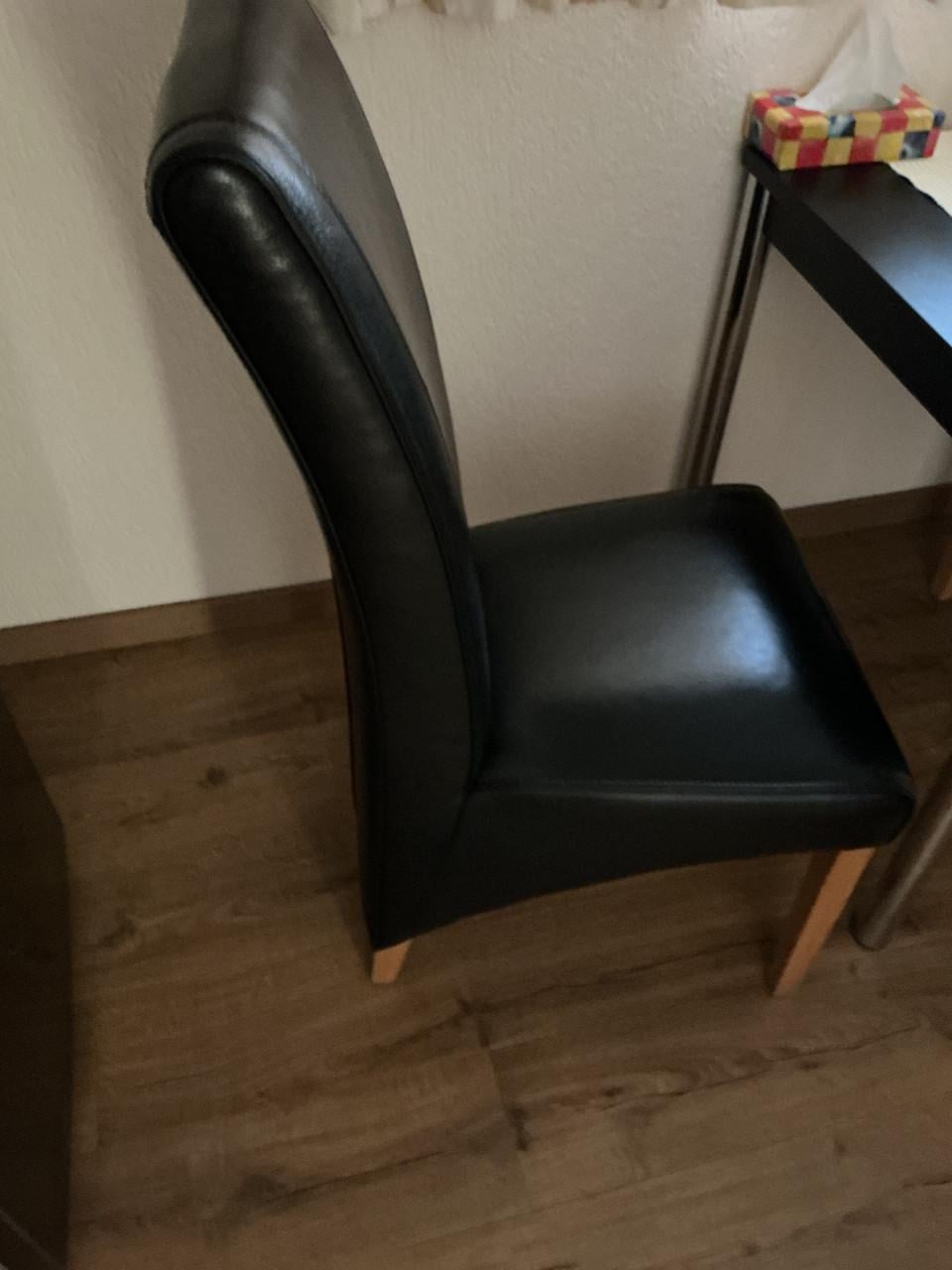 Tafel+ 2 stoelen