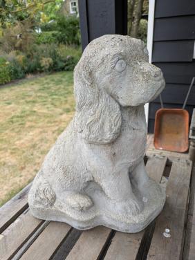 Betonnen beeld Cocker Spaniel