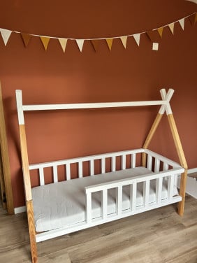 Bed huisje Tipi (70 x 160 cm)