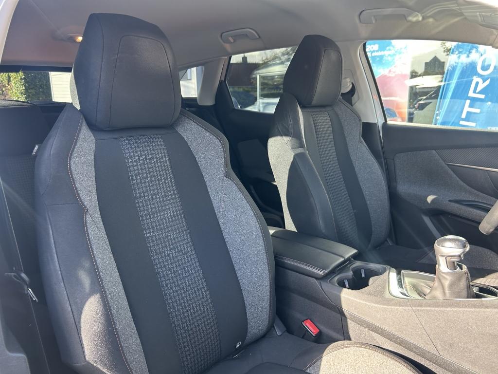 Peugeot 3008 1.2 puretech 130pk s&s active