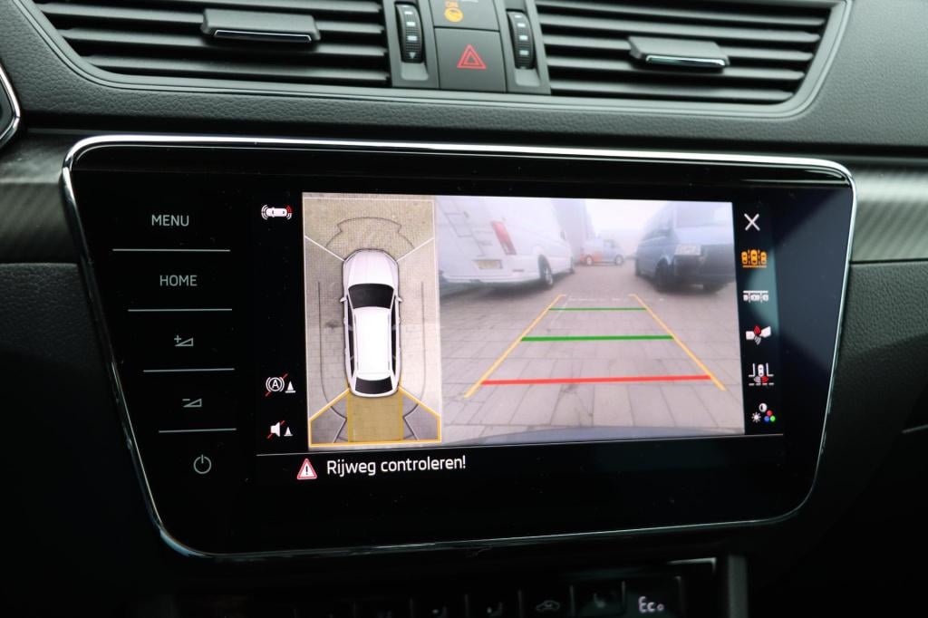 Skoda Superb combi 1.4 tsi iv sportline business 218pk dsg6