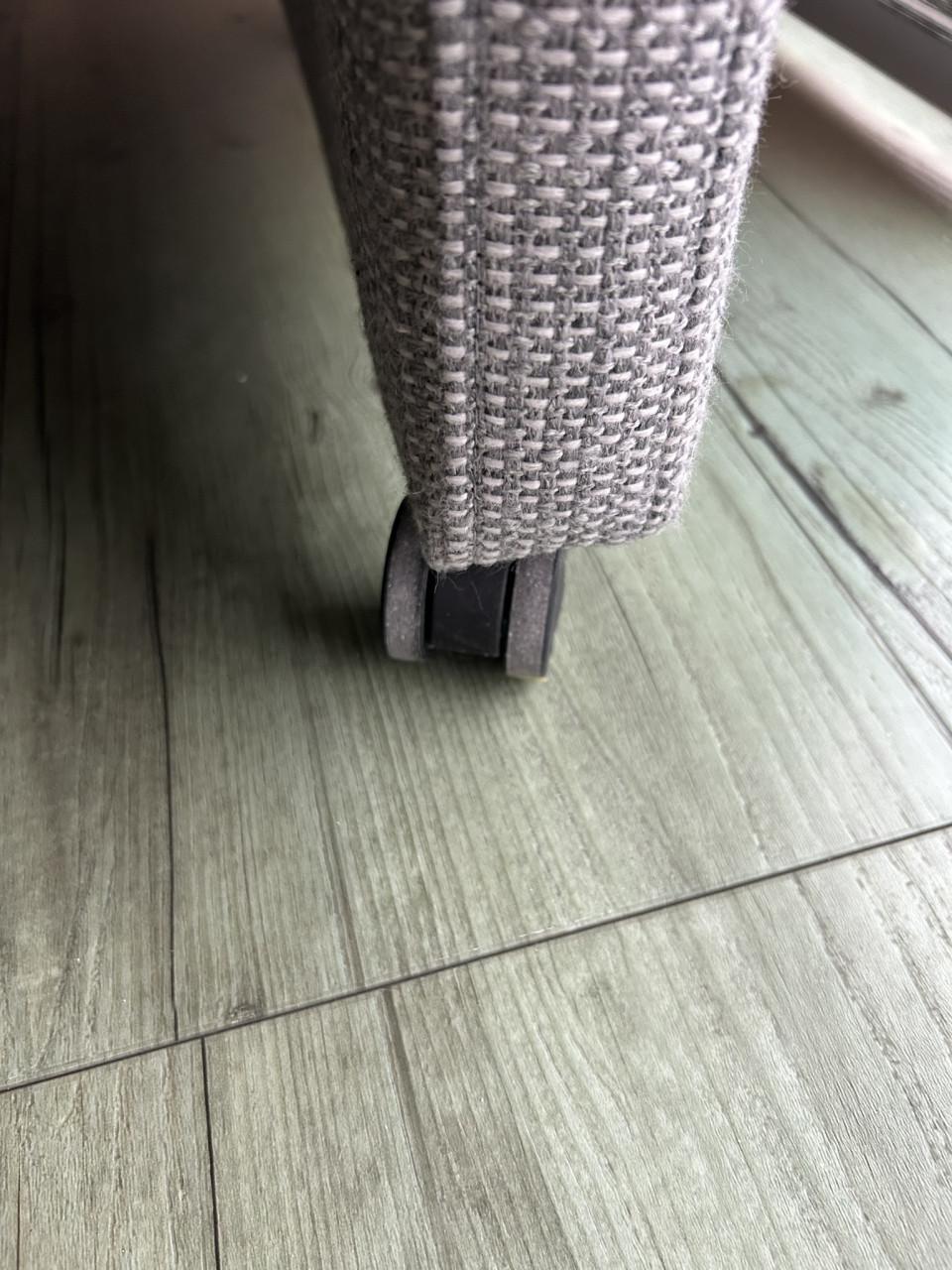 Salontafel evt. bijpassende eettafel