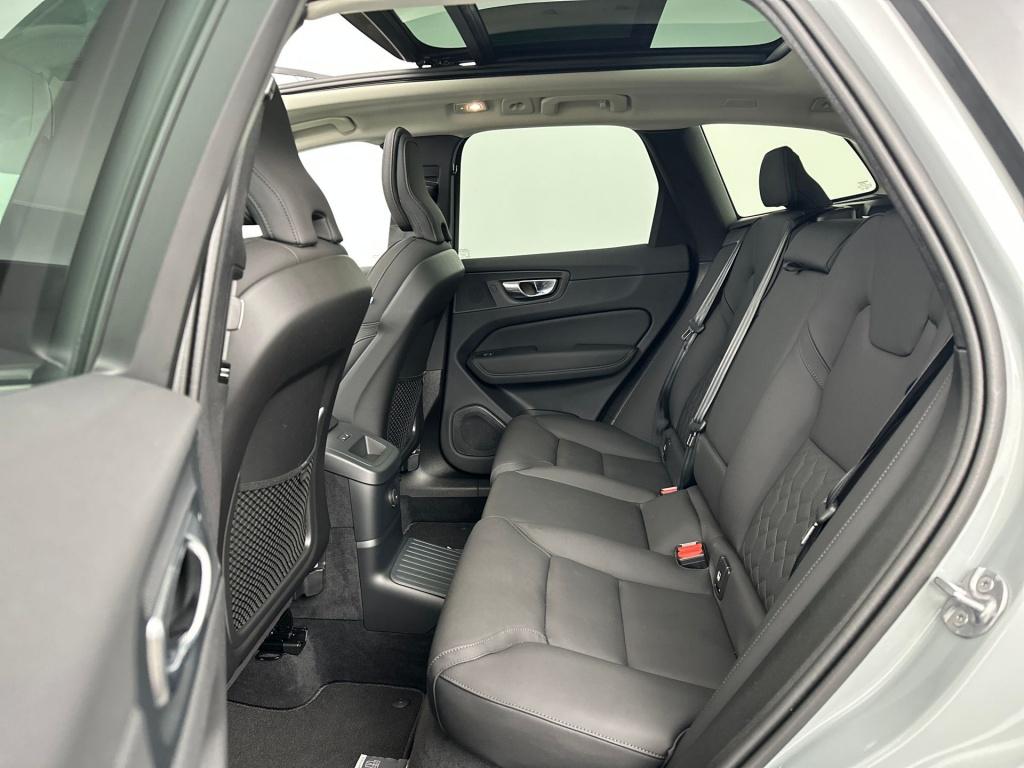 Volvo XC60 t6 398pk recharge ultra dark| full options!!!!!