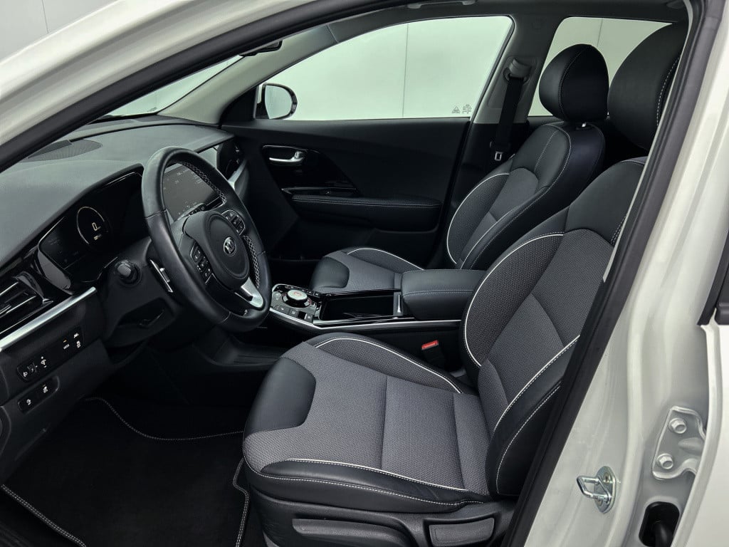 Kia E-niro dynamicplusline 64 kwh | schuif-/kanteldak |