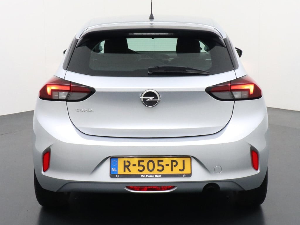 Opel Corsa 1.2 edition | navigatie | cruise control | lm velgen