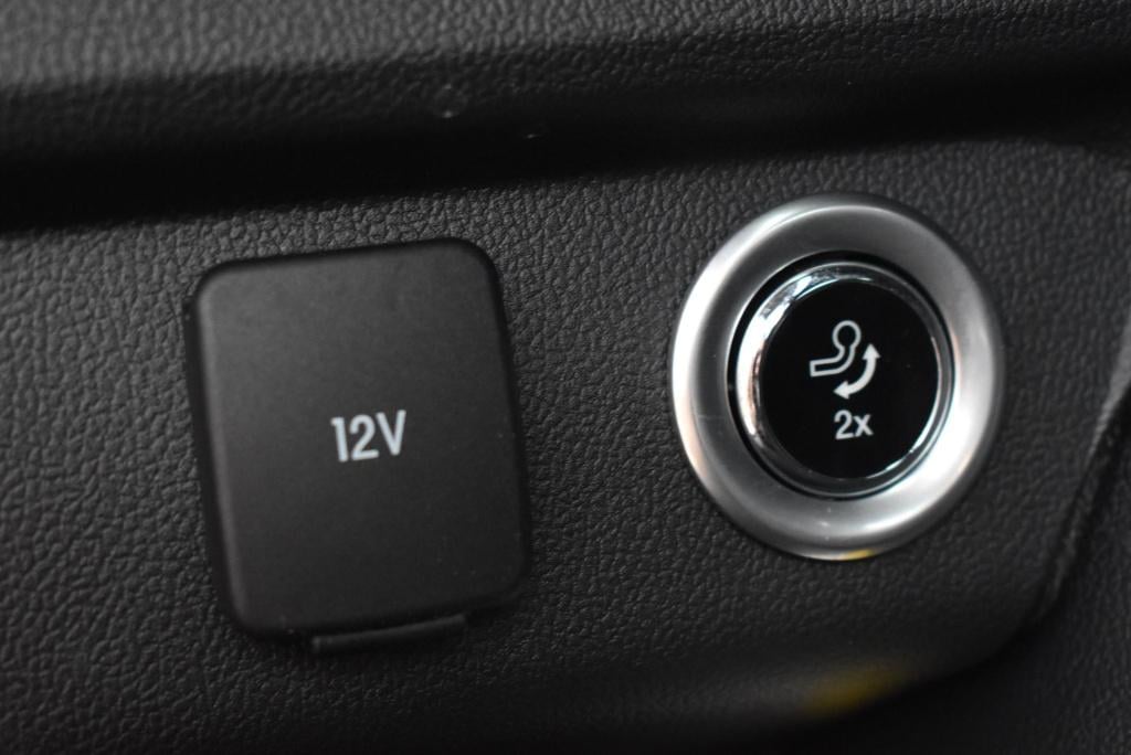 Ford Kuga 2.5 phev st-line | elektrisch wegklapbare trekhaak | climate cont