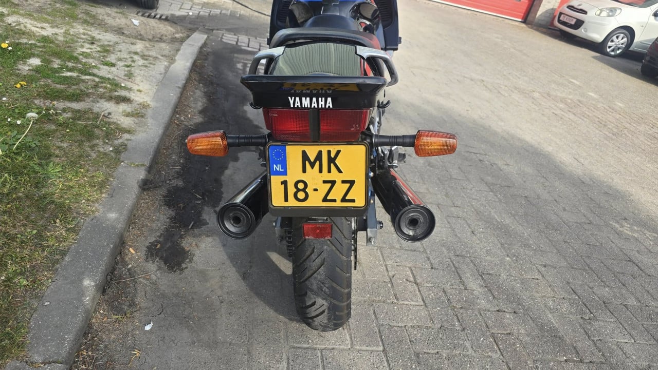 Yamaha FJ1200 opstappen en weg rijden !!!!!!! €950