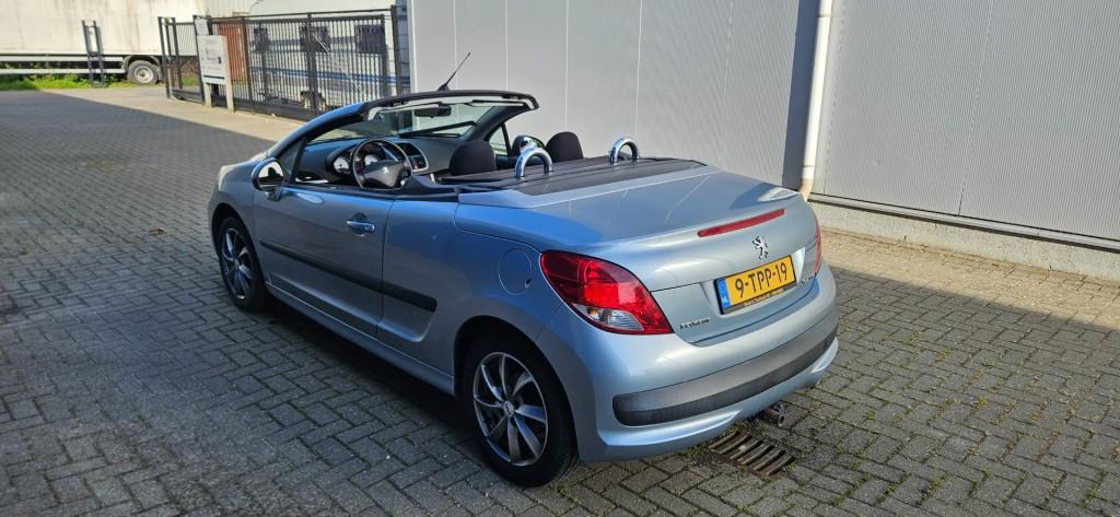 Peugeot 207 cc
