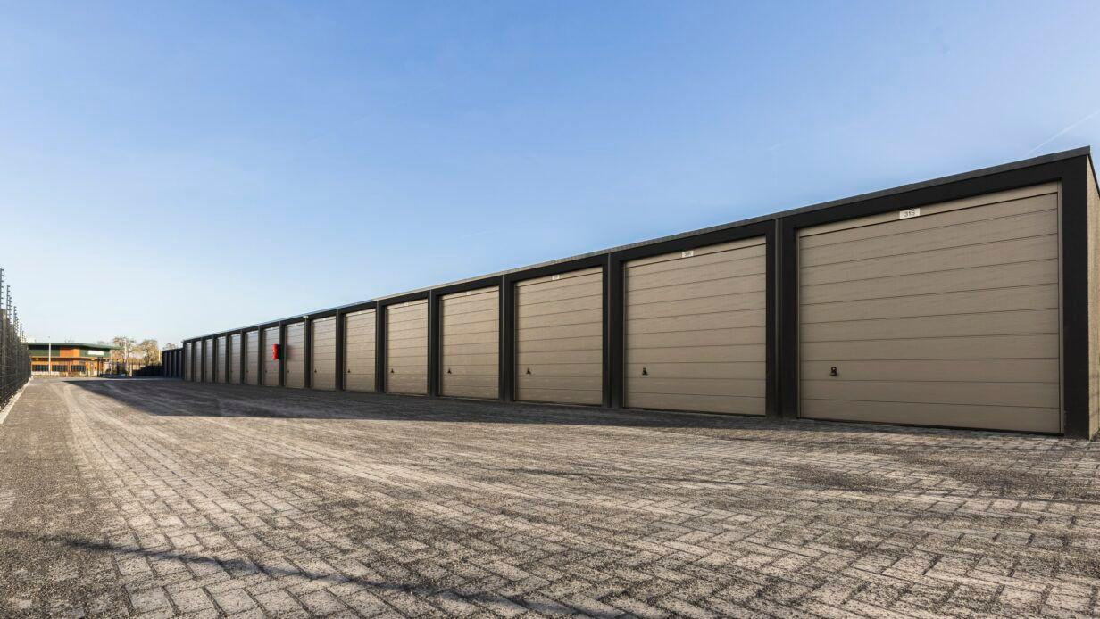 Te koop garagebox 29 m² Terneuzen (Handelspoort) (verhuur ook mogelijk)