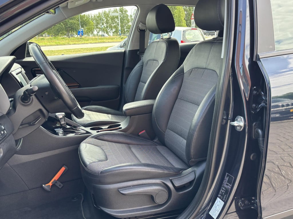 Kia Niro 1.6 gdi hybrid dynamicline | trekhaak | navigatie | camera | apple