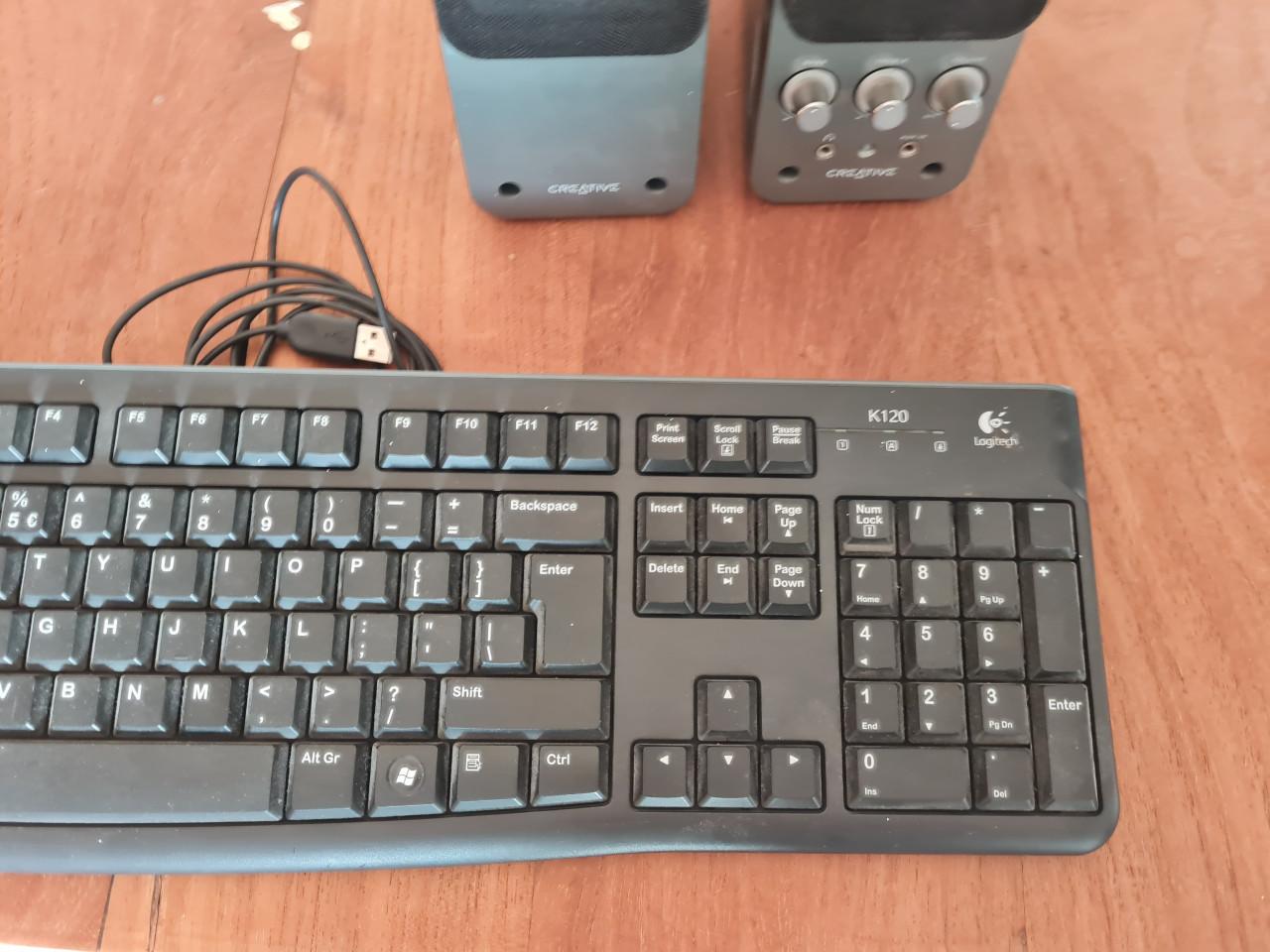 Te koop computerspullen