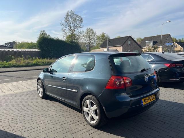 VOLKSWAGEN GOLF 1.6FSI AIRCO