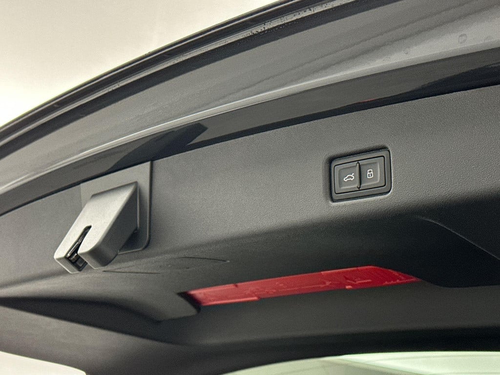 Audi Q5 2.0 tfsi e-hybrid quattro s edition competition