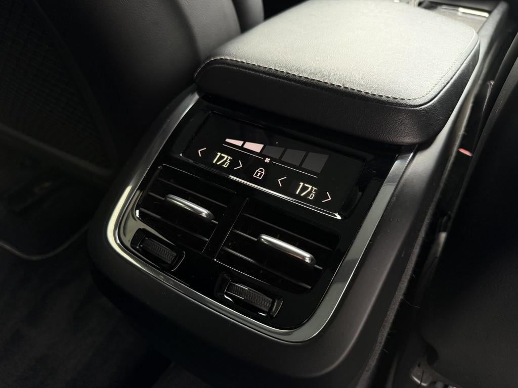 Volvo XC60 2.0 t4 r-design - liefhebbersauto! -