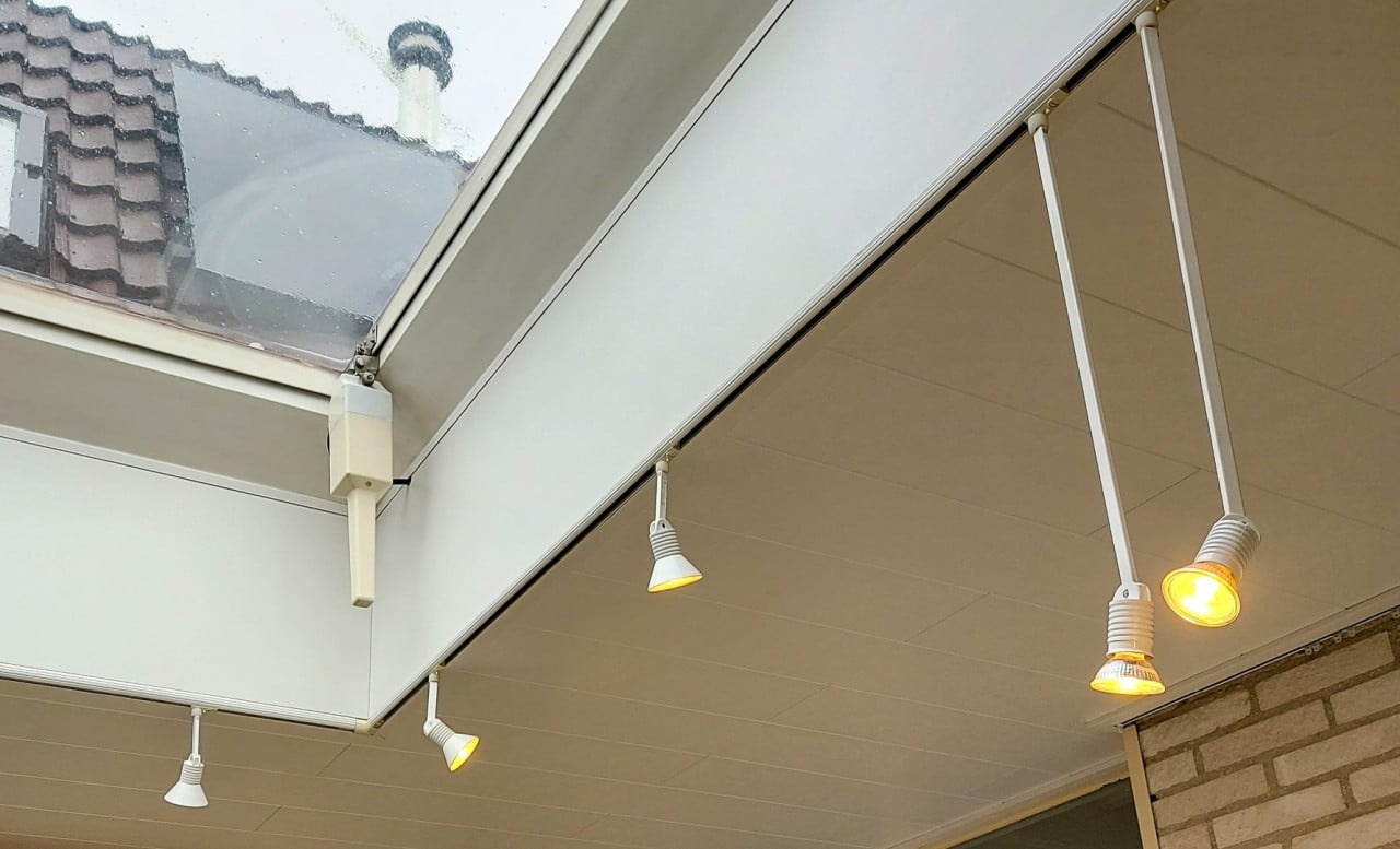 GEZOCHT: onderdelen 12v railverlichting