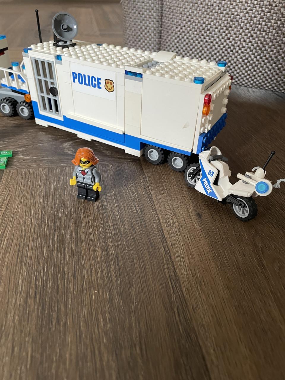 Lego City: Mobiele commandocentrale 60139