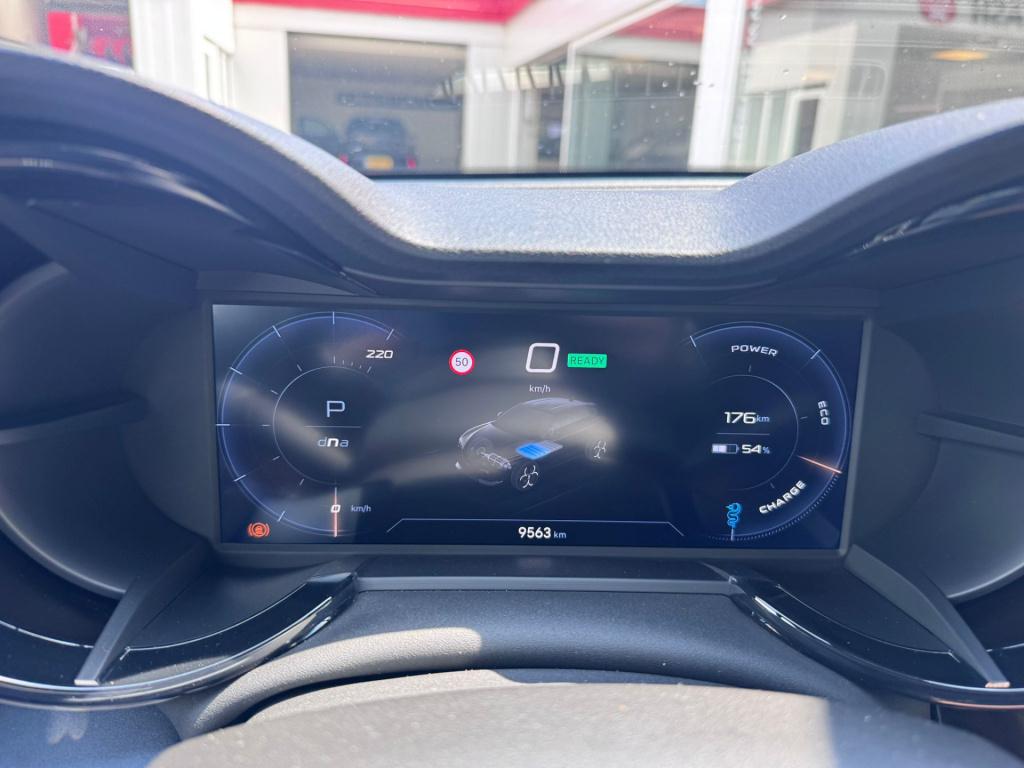 Alfa Romeo Junior elettrica 54 kwh