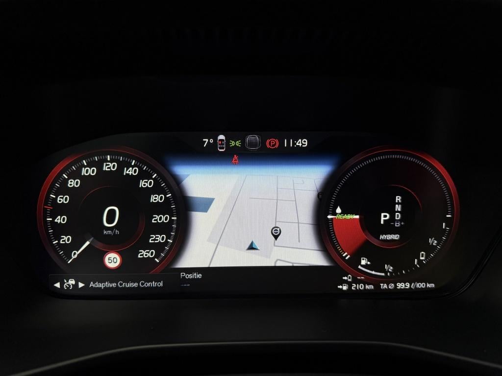 Volvo XC40 t5 262pk recharge ultra dark| full options !