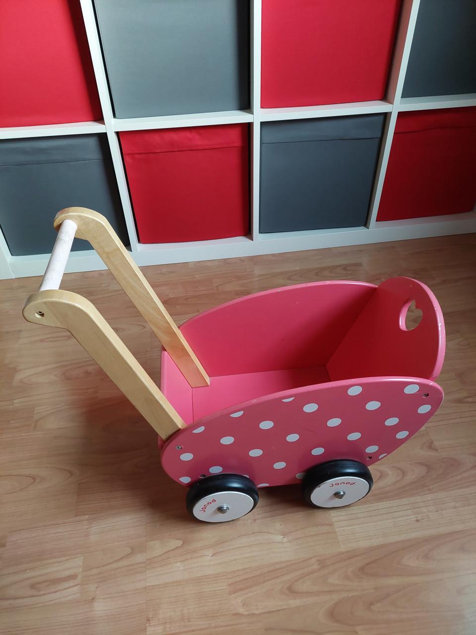 Poppenwagen janod GRATIS