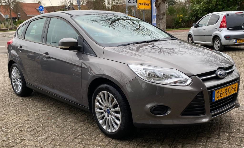 Ford Focus 1.6 ti-vct 105pk trend | airco |