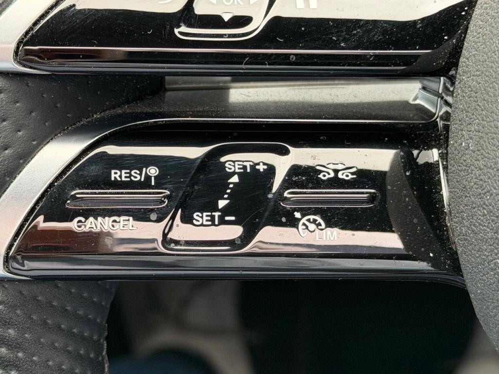 Mercedes-Benz E-Klasse 200 business solution amg l panoramadak l burmester 
