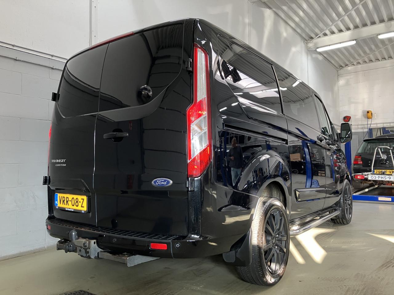 Ford Transit Custom 300 2.0 TDCi L1H1 Limited DC