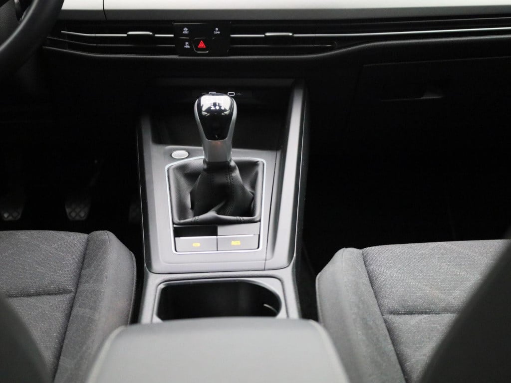 Volkswagen Golf variant 1.0 tsi life | lmv | parkeer sensoren | virtual coc