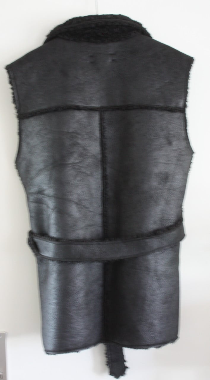 Nieuwe zwarte fluffy suedelook oversized bodywarmer  maat s