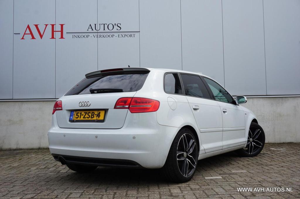 Audi A3 sportback 1.2 tfsi s edition automaat