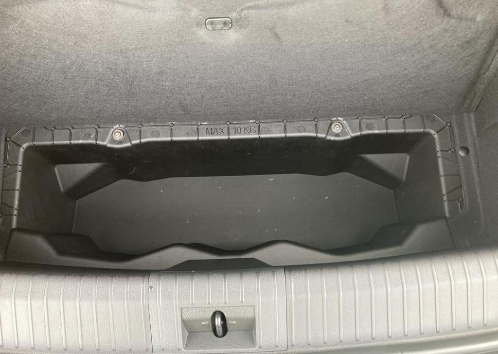 Renault Megane E-tech comfort range techno 60 kwh - demo / pack winter tech