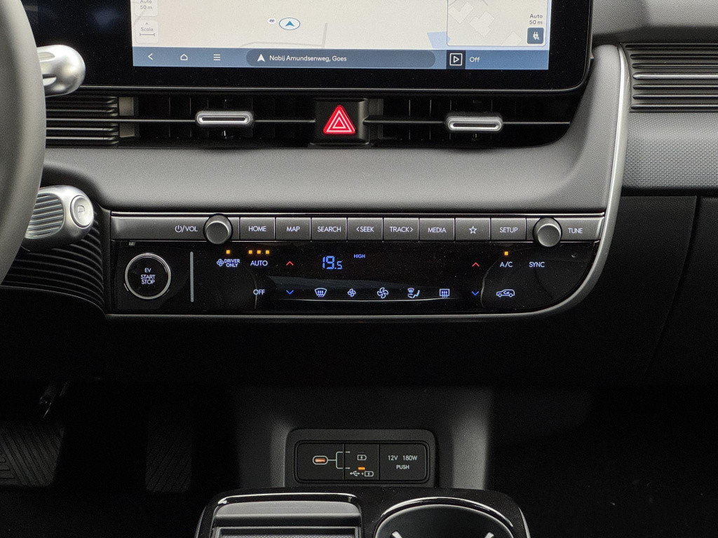 Hyundai Ioniq 5 connect+ 84 kwh nieuw model + 20'' velgen