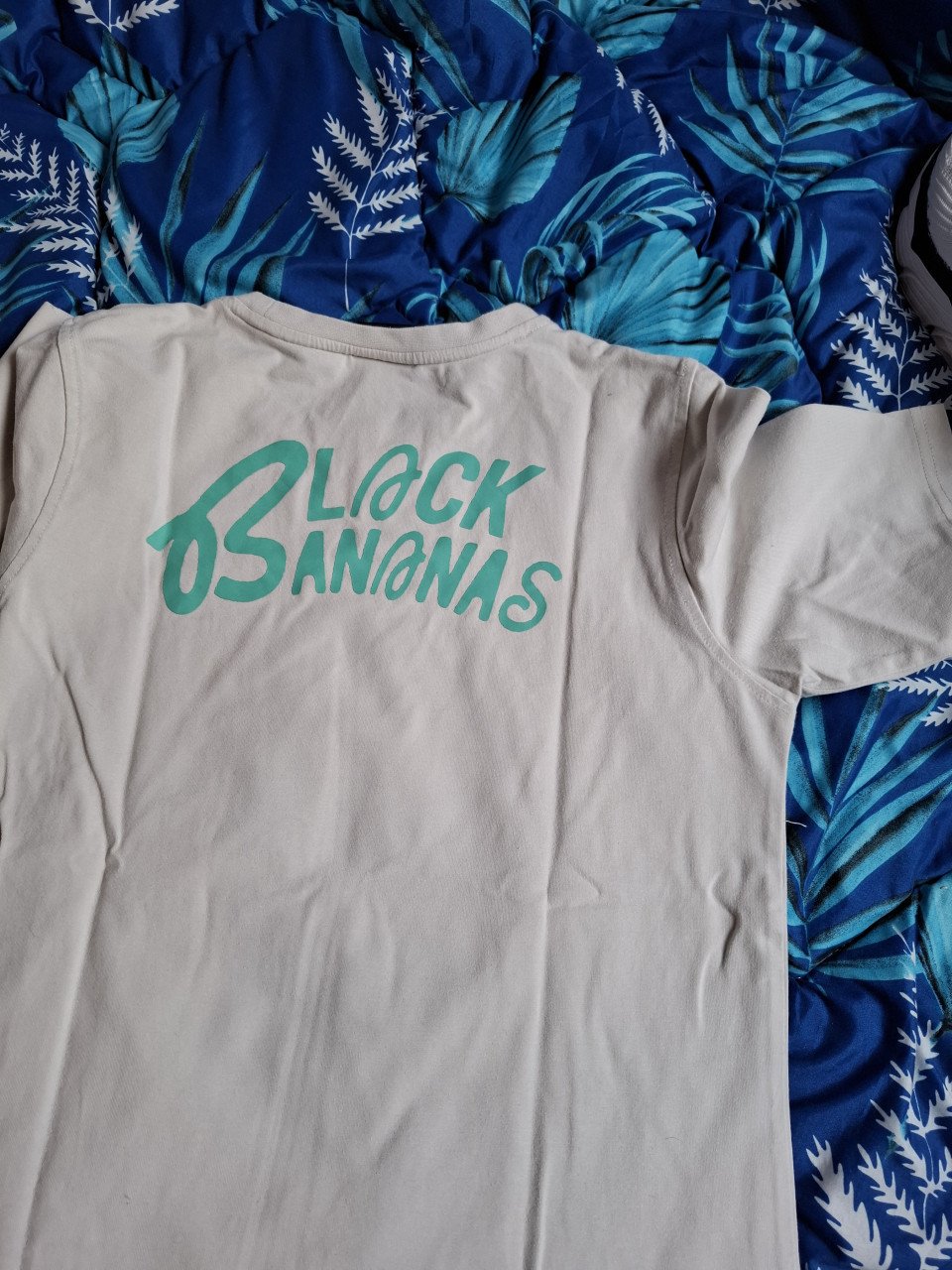 Black bananas 4 tshirts