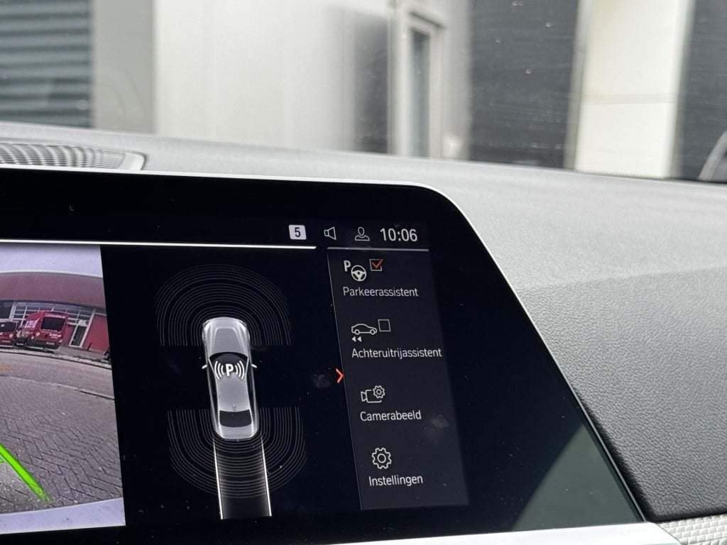 BMW 2-serie coupé 220i high executive m sport pro nl-auto! | carbon pakket 