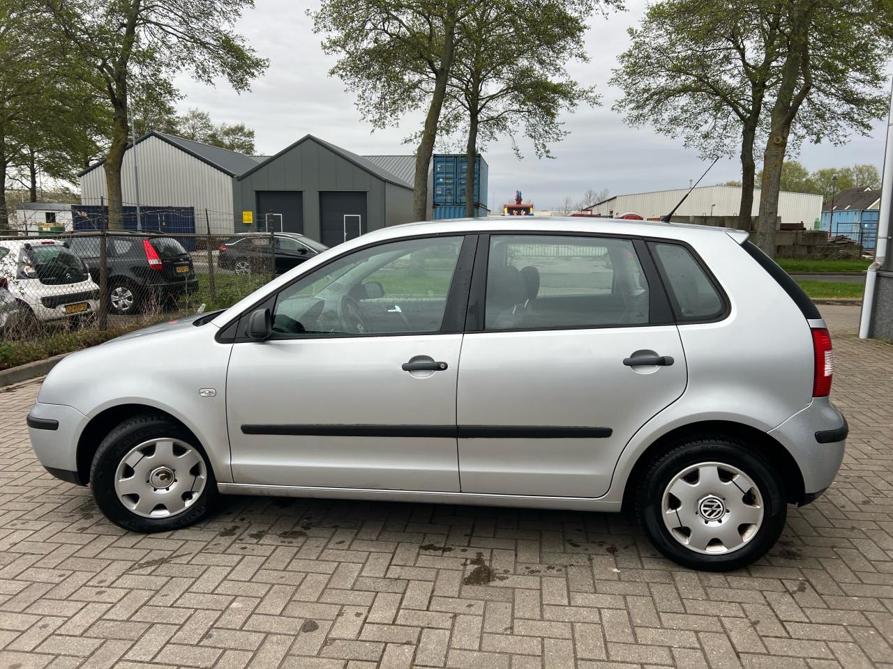 Volkswagen Polo 1.4-16V Automaat 145.492KM