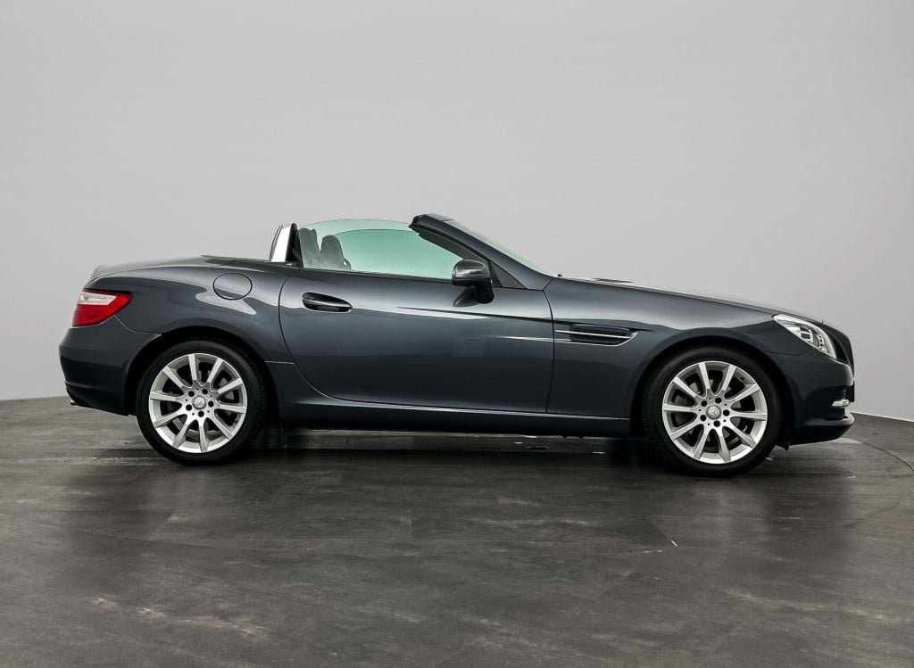 Mercedes-Benz SLK 200 | stoelverwarming | hard-top | air-scarf | leder | pa