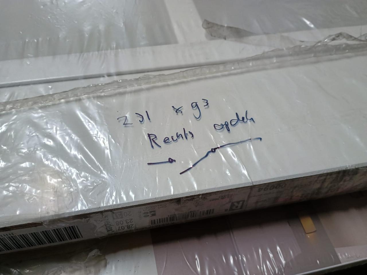 Svedex FR506  – Nieuw in verpakking – 231 x 93 cm – Rechtsdraaien opdekd