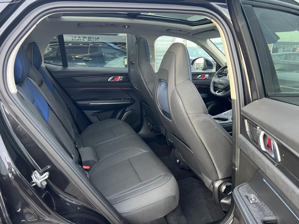 Lynk & Co 01 1.5 261pk plug in hybrid , black edition , pano dak , 360gr ca