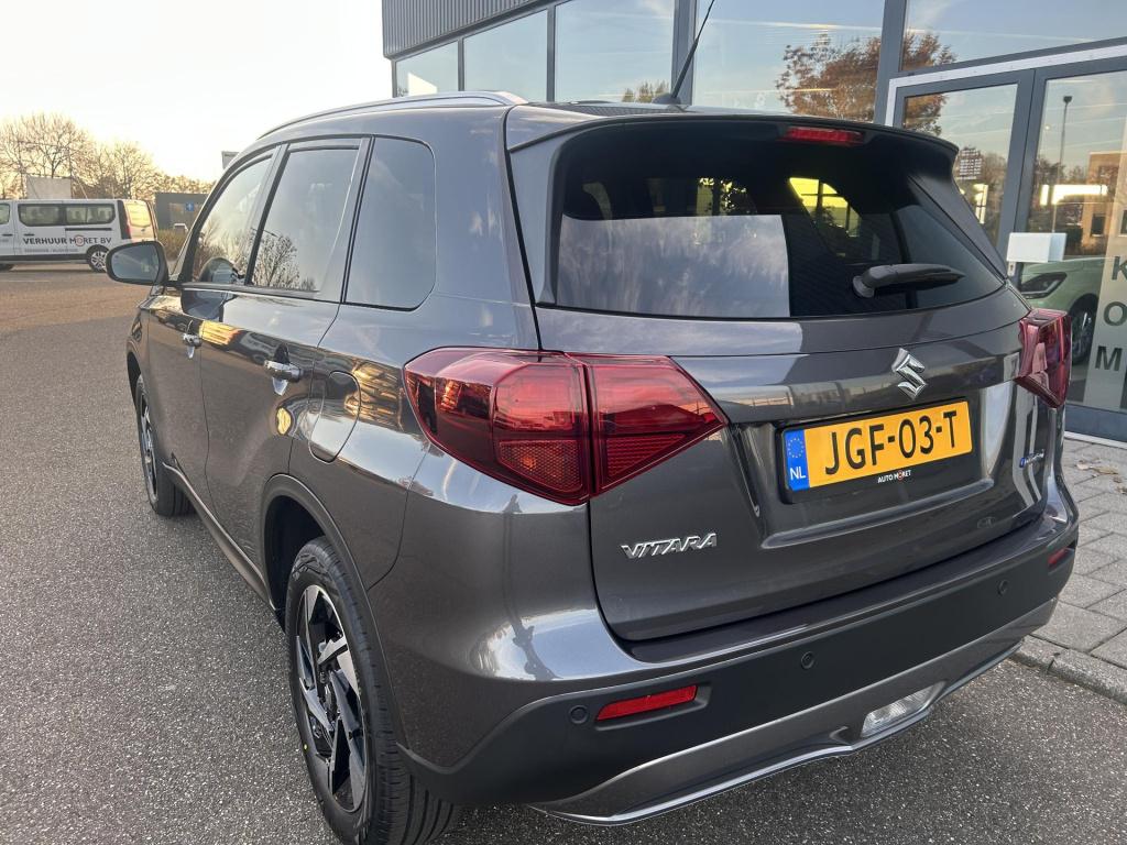 Suzuki Vitara 1.5 hybrid style