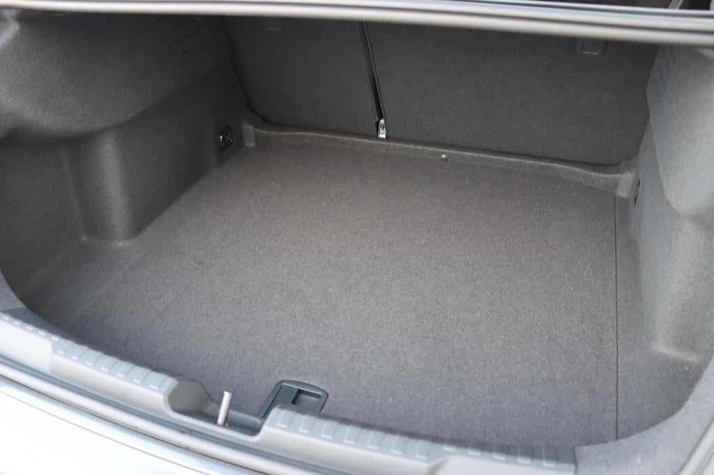 Audi A3 limousine 30 tfsi s edition 115pk s-tronic