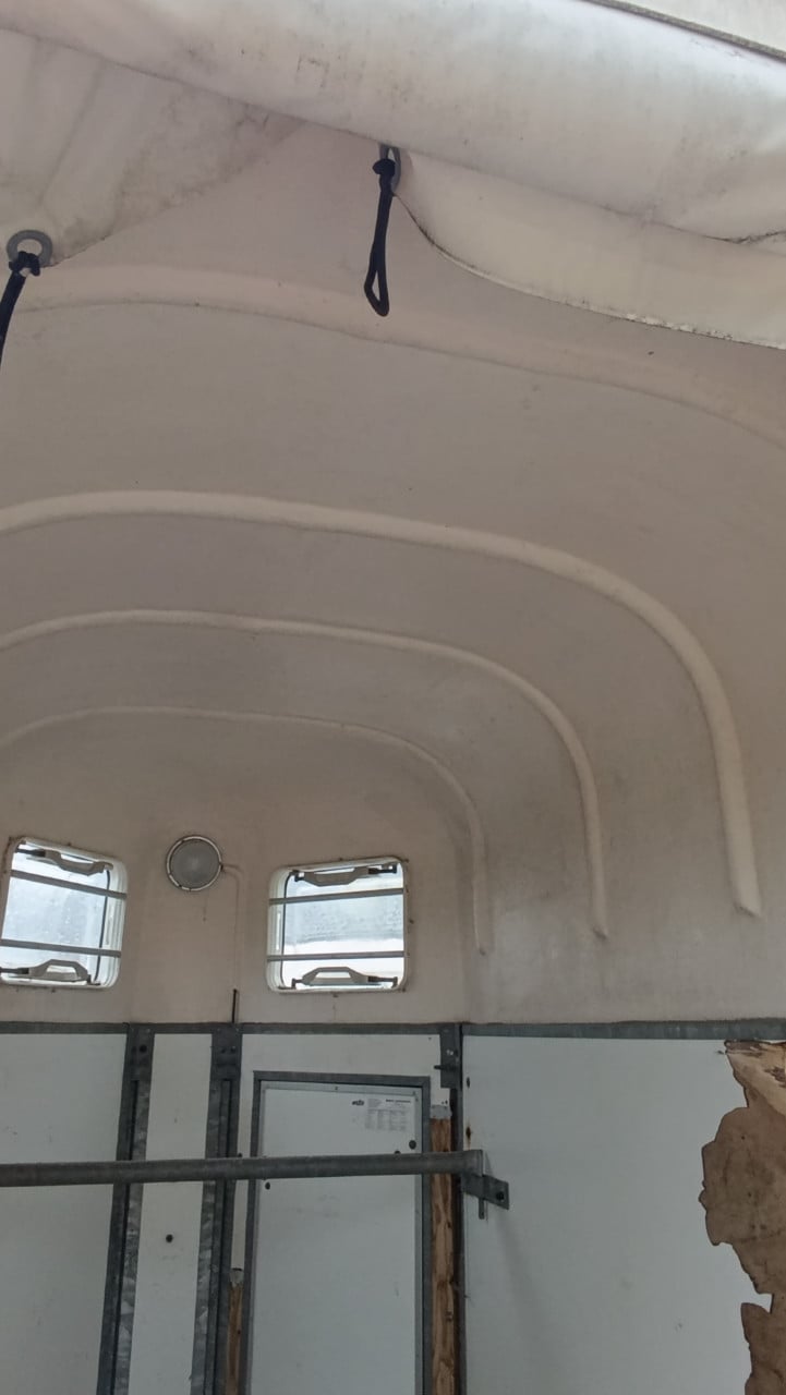 1.5 paards trailer wesco