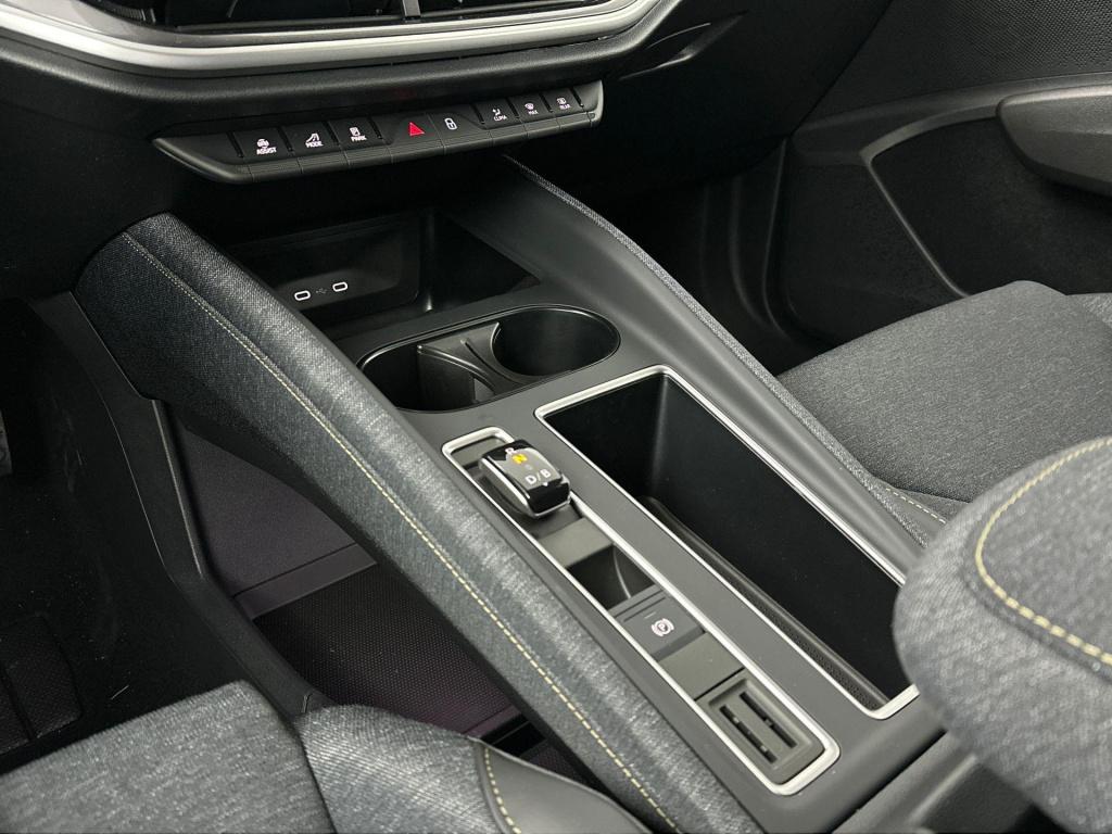 Skoda Elroq business edition tour elektromotor 210 kw / 286 pk