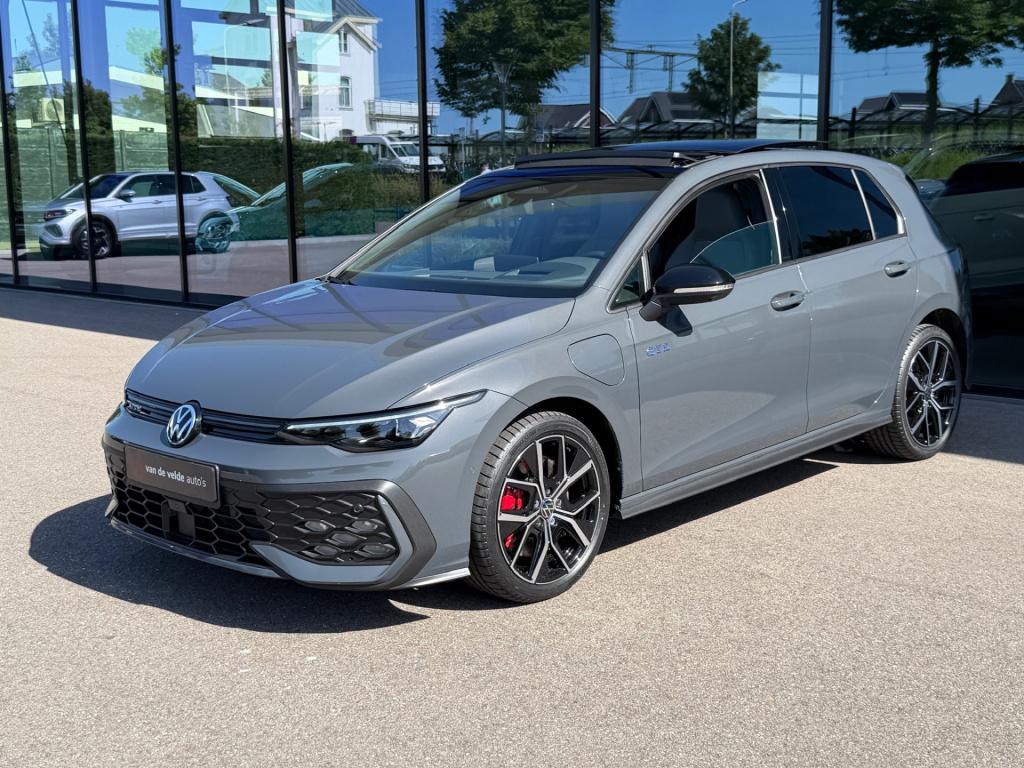 Volkswagen Golf 1.5 ehybrid 272pk gte | panoramadak | leder | 360 camera | 